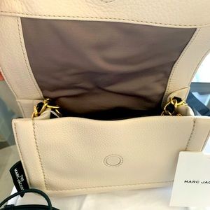 Marc Jacobs creamy vanilla shoulder or cross body bag